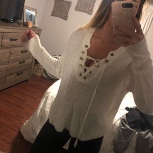 Detailed front sweater